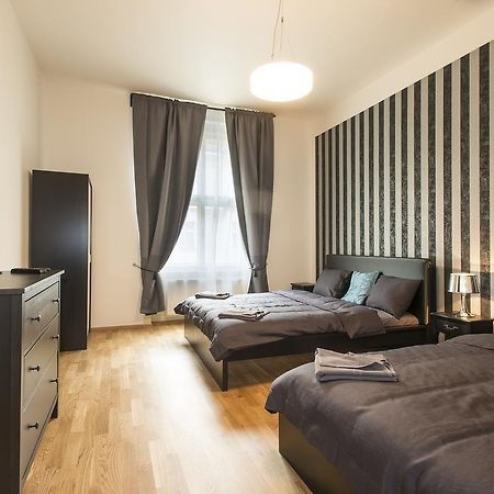 Neklanova Apartments Praag Buitenkant foto